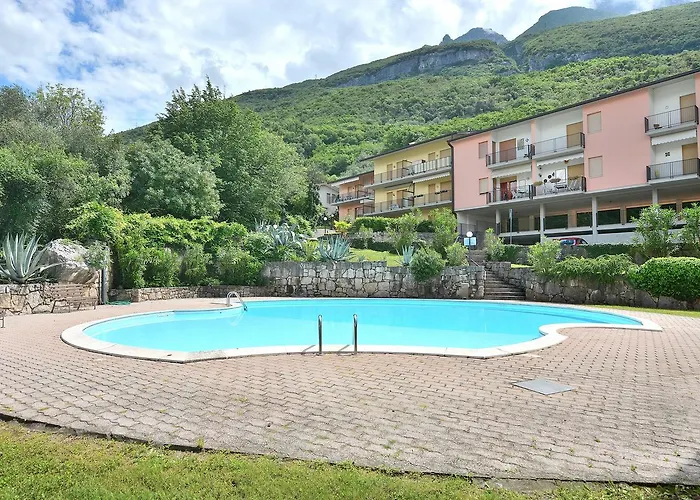 Residenza Candor With Pool Apartmán Malcesine