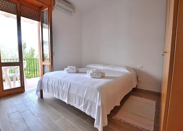 Residenza Candor With Pool Malcesine