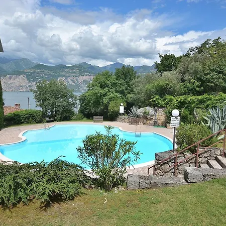 Daire Residenza Candor With Pool *